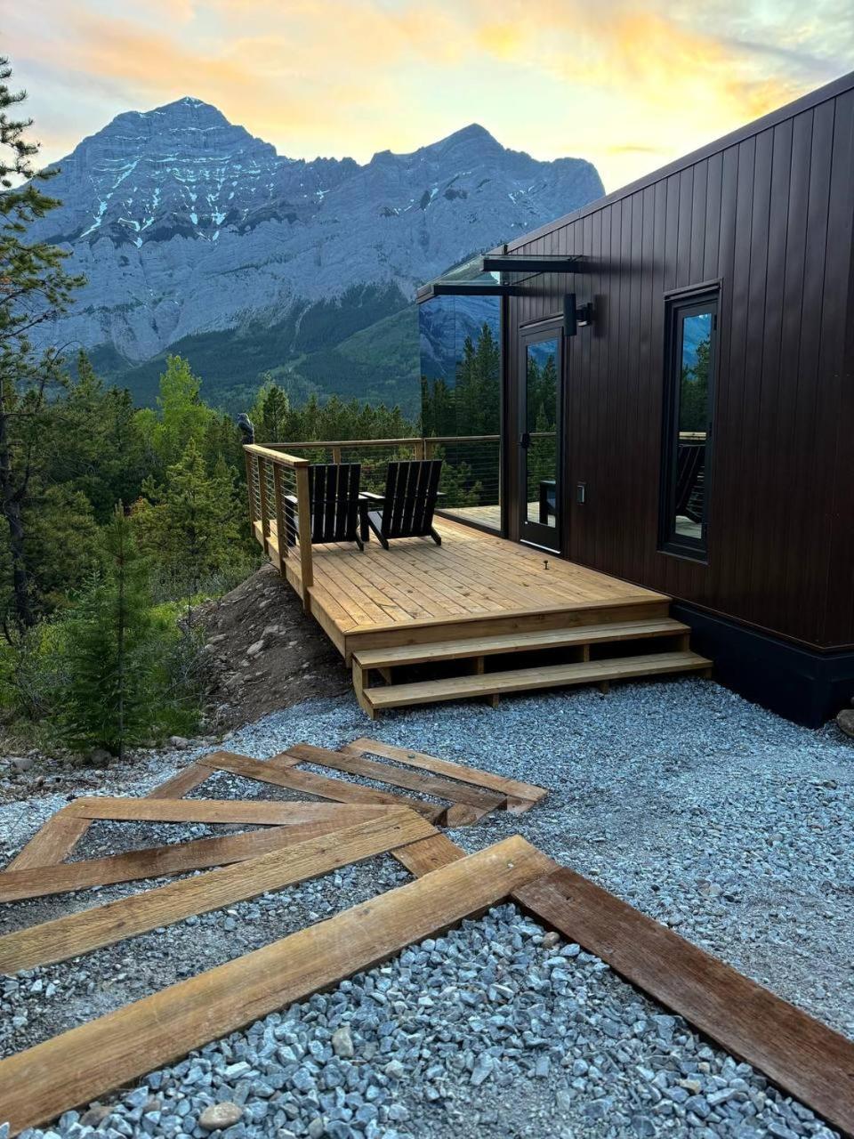 Hotel Skyridge Glamping à Kananaskis Extérieur photo